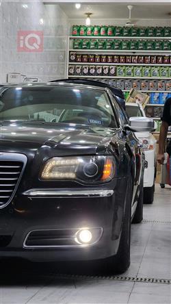 کرایسلەر 300